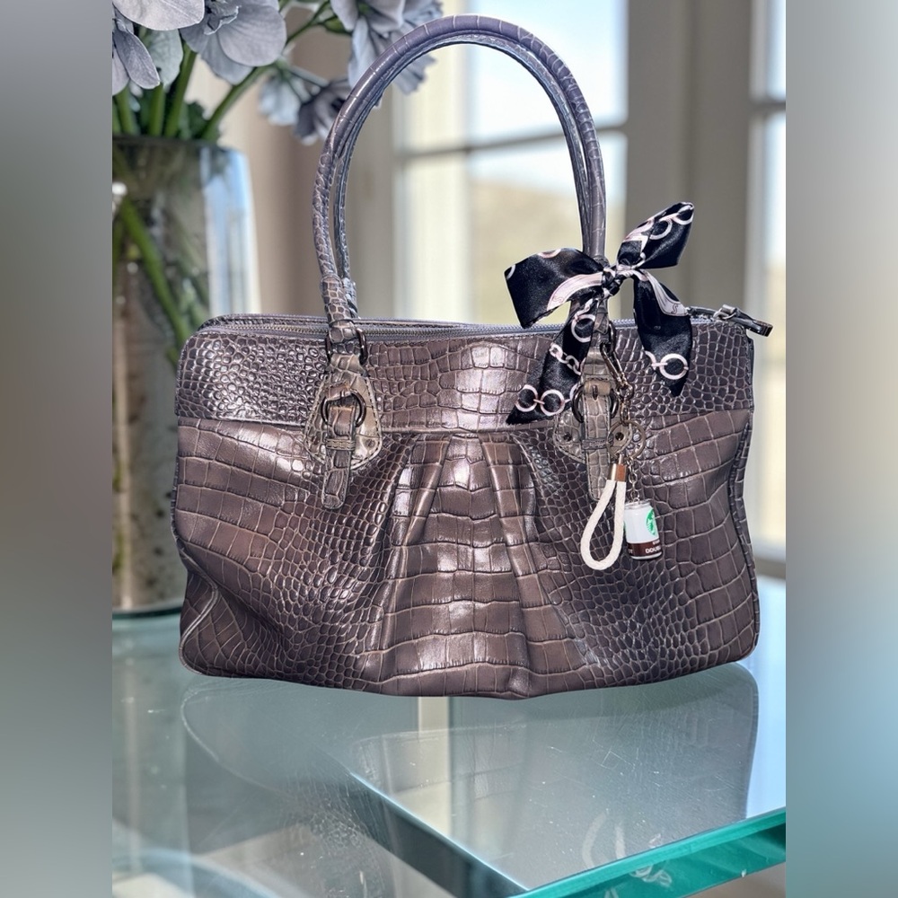 4FER NWOT Antonio Melani Croc Embossed Shoulder bag